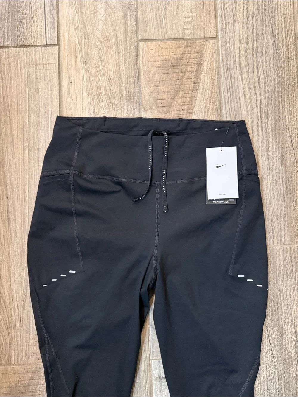 Nike Swift Black High-Waist Running Performance Leggings 7/8 length Large NWT
